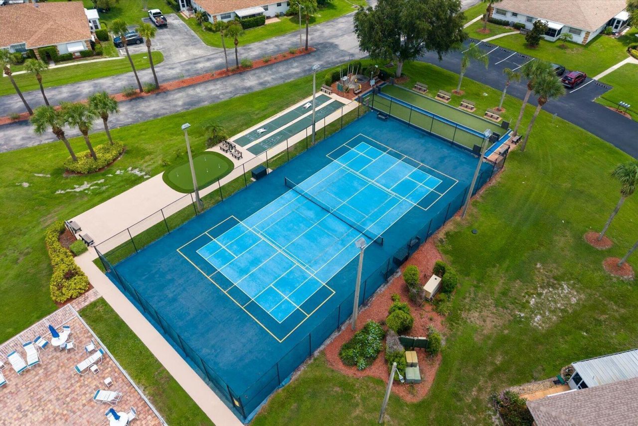 1218 S Lakes End Drive, Unit Apt a, Fort Pierce, FL 34982 Photo
