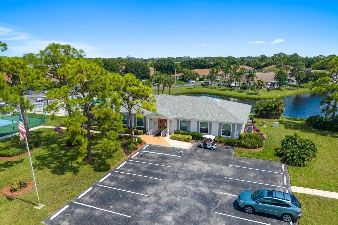 1218 S Lakes End Drive, Unit Apt a, Fort Pierce, FL 34982 Photo