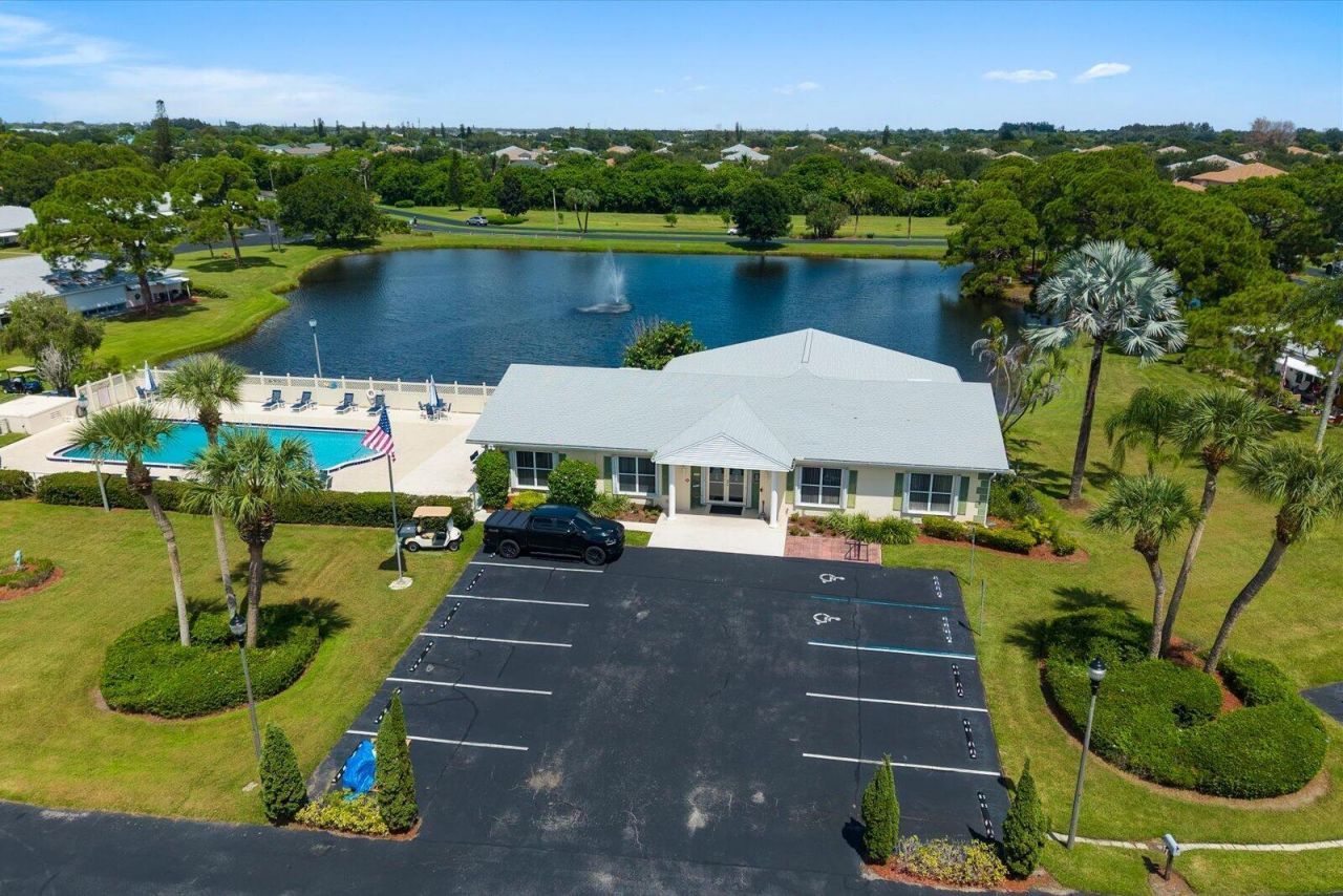 1218 S Lakes End Drive, Unit Apt a, Fort Pierce, FL 34982 Photo