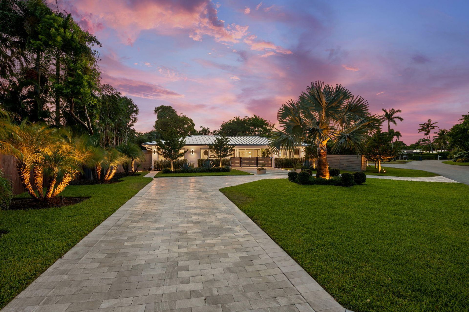 2000 Coral Gardens Drive, Wilton Manors, FL 33306 Photo