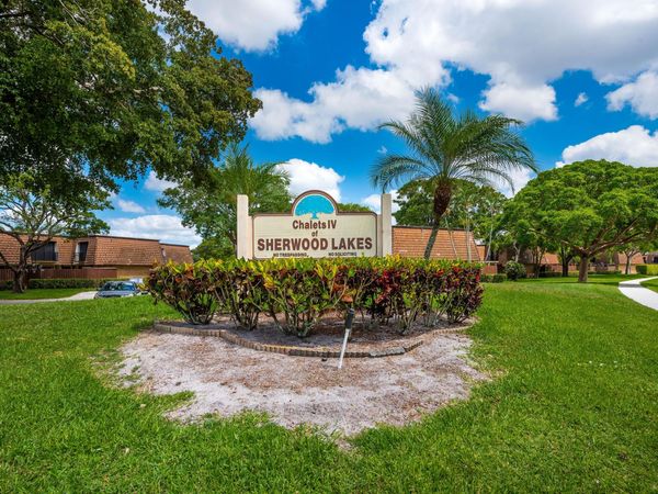 2205 22nd Lane, Greenacres, FL 33463