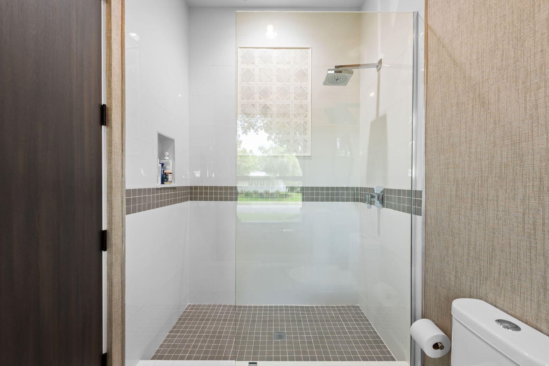 2424 NE 27th Avenue, Fort Lauderdale, FL 33305 Photo