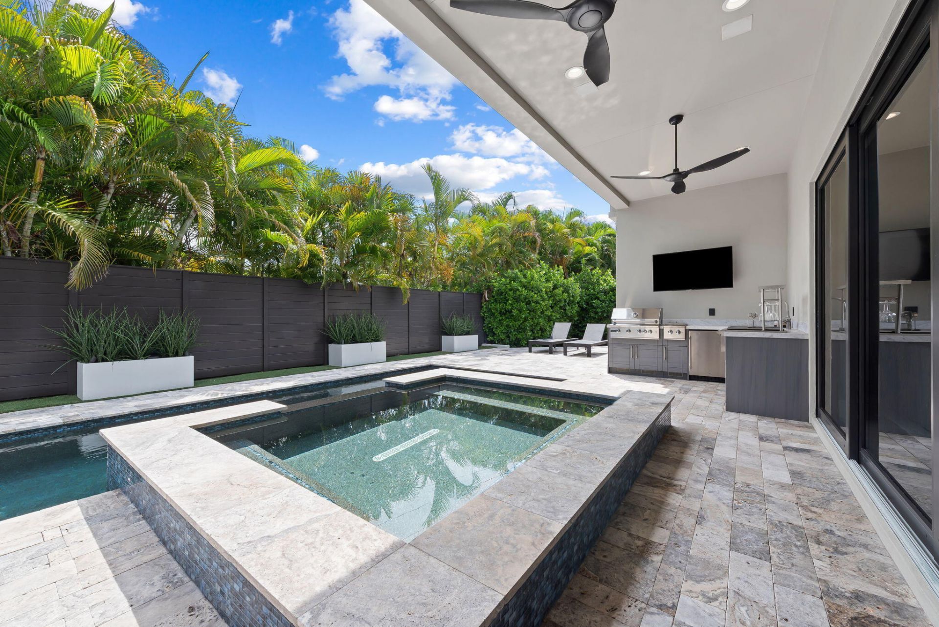 2424 NE 27th Avenue, Fort Lauderdale, FL 33305 Photo