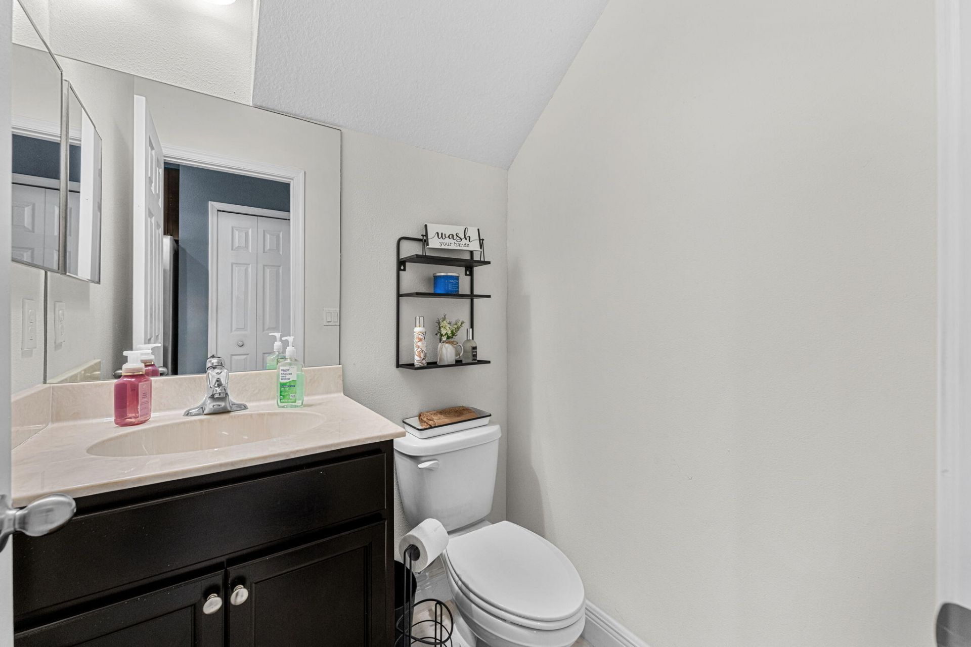 313 Palm Breezes Drive, Fort Pierce, FL 34945 Photo