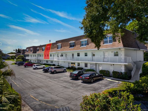 1901 INDIAN RIVER Boulevard, Unit C207, Vero Beach, FL 32960