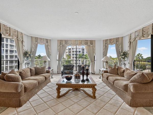 20320 Fairway Oaks Drive, Unit 354, Boca Raton, FL 33434