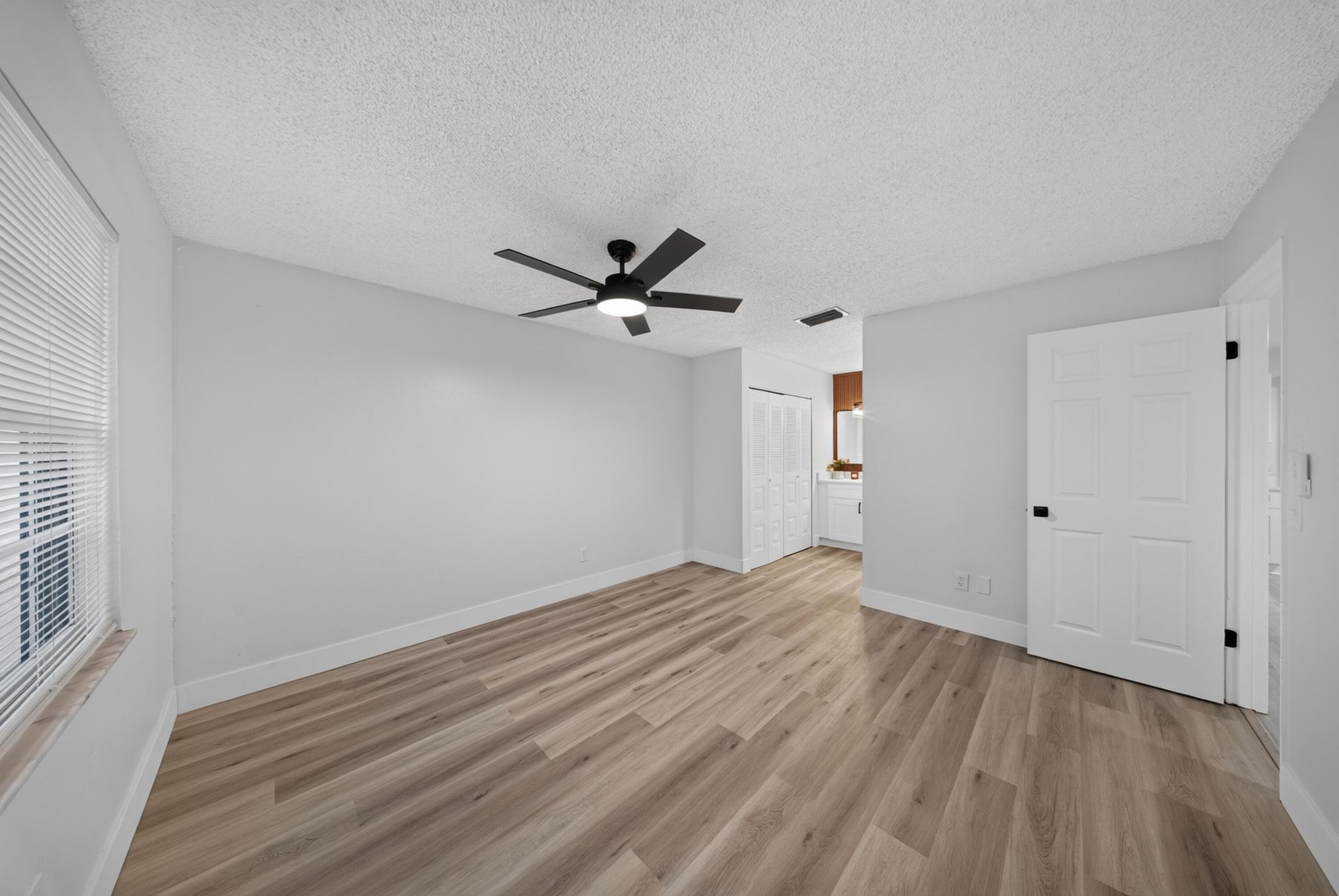 2557 SE Robin Circle, Port Saint Lucie, FL 34952 Photo