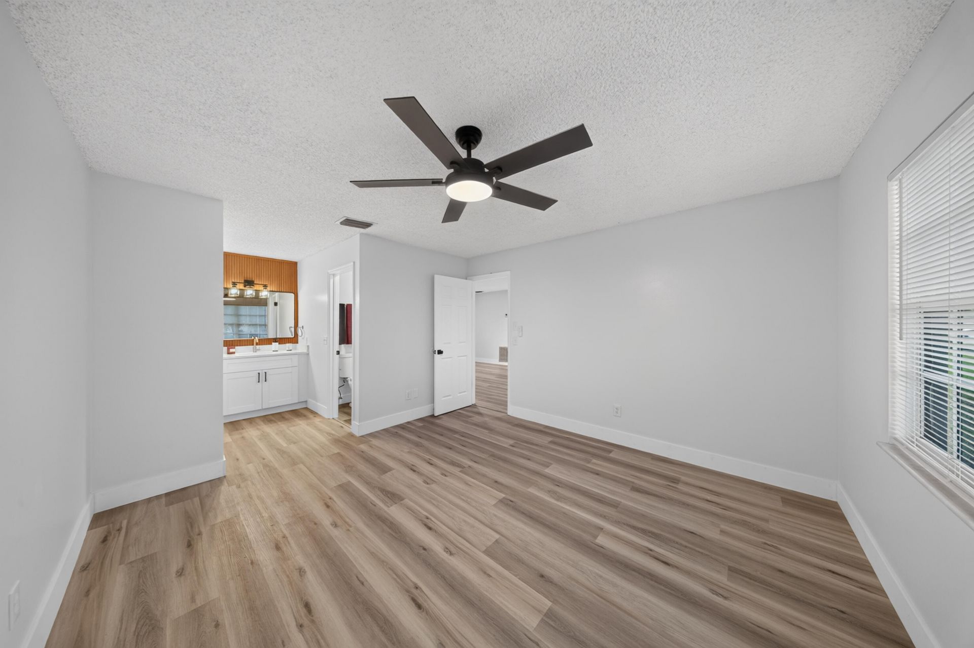 2557 SE Robin Circle, Port Saint Lucie, FL 34952 Photo
