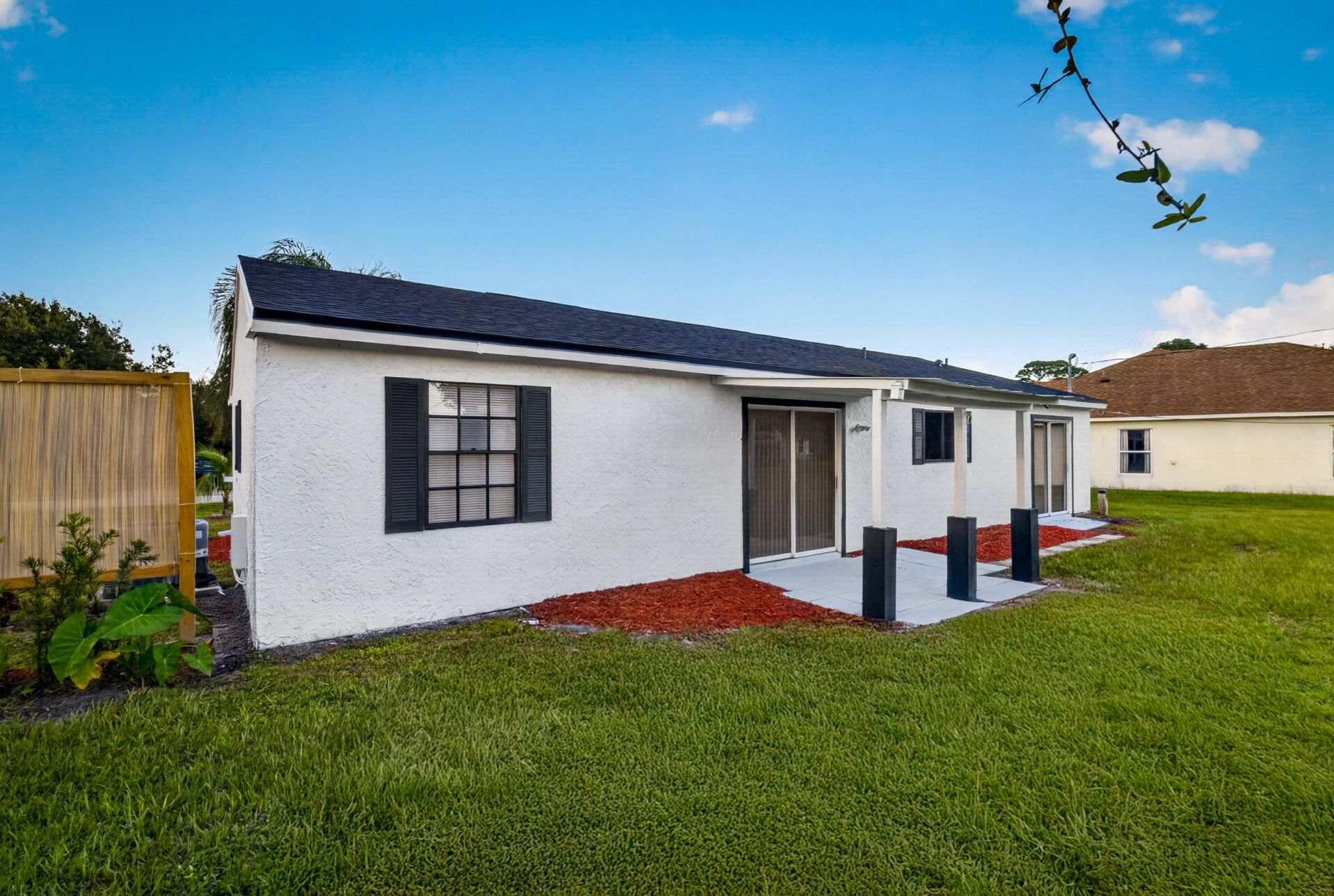2557 SE Robin Circle, Port Saint Lucie, FL 34952 Photo