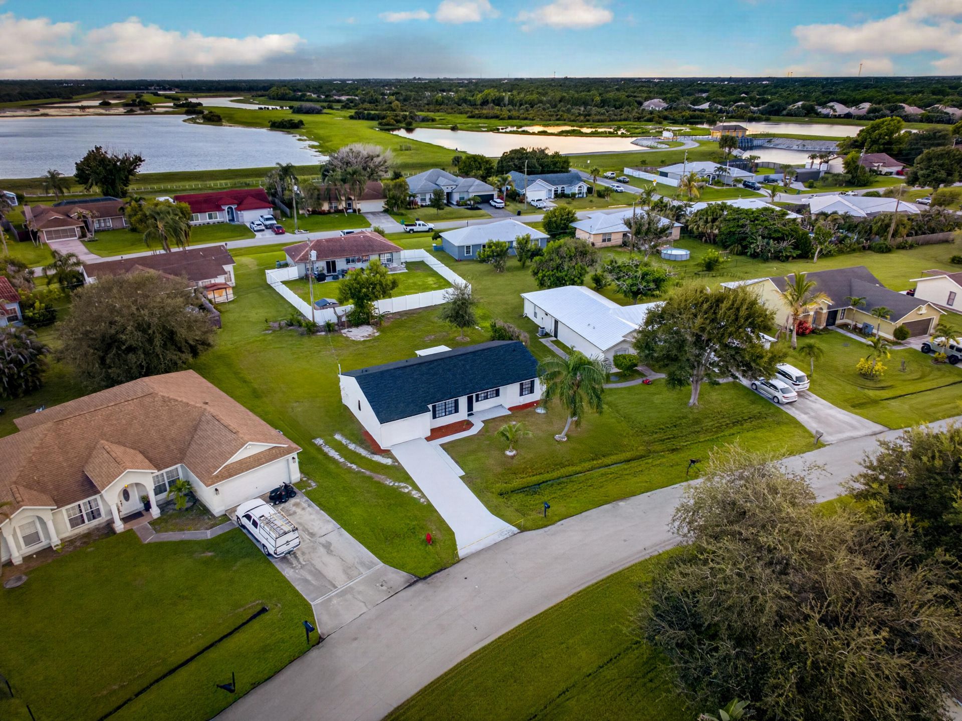 2557 SE Robin Circle, Port Saint Lucie, FL 34952 Photo
