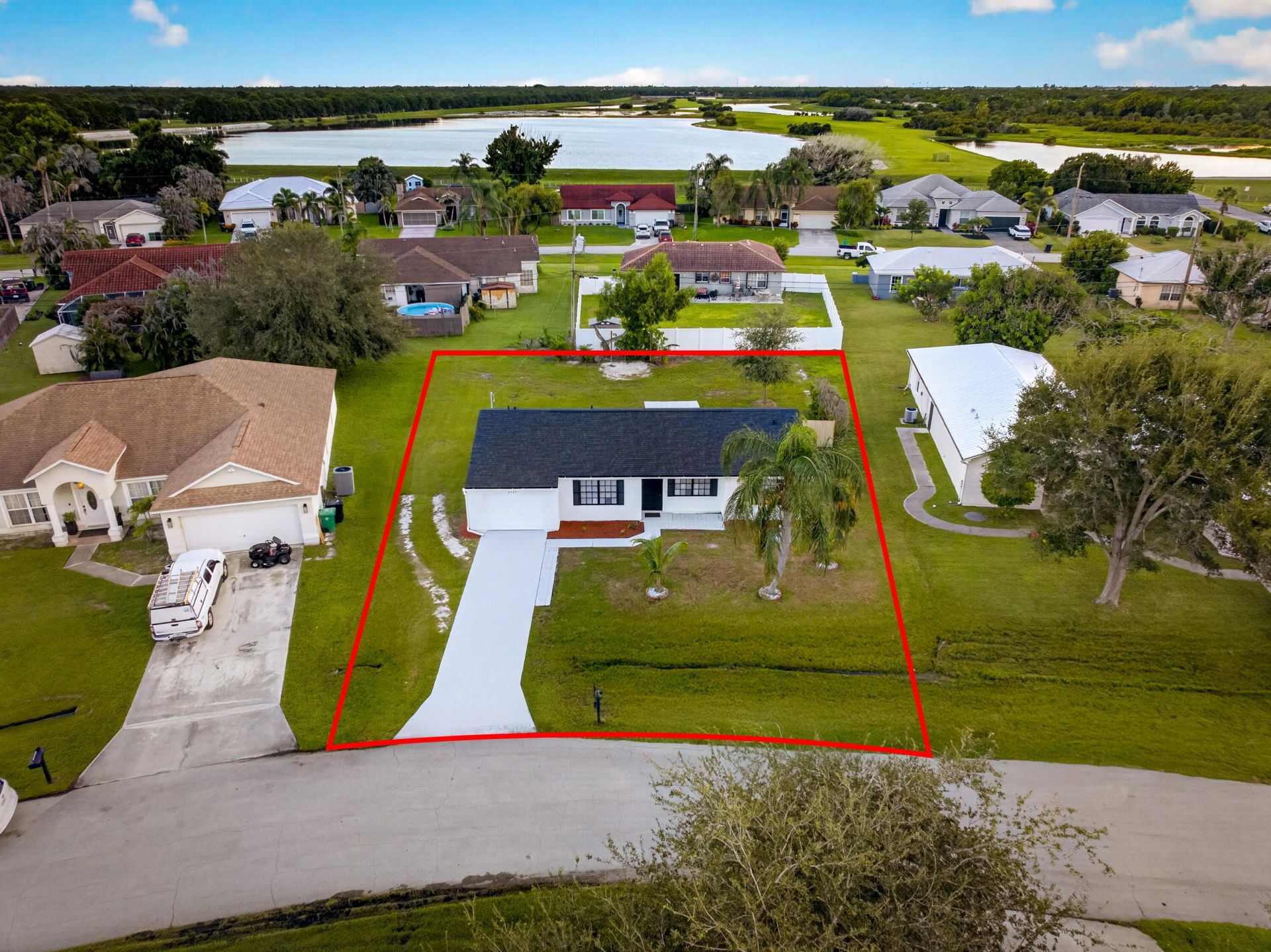 2557 SE Robin Circle, Port Saint Lucie, FL 34952 Photo