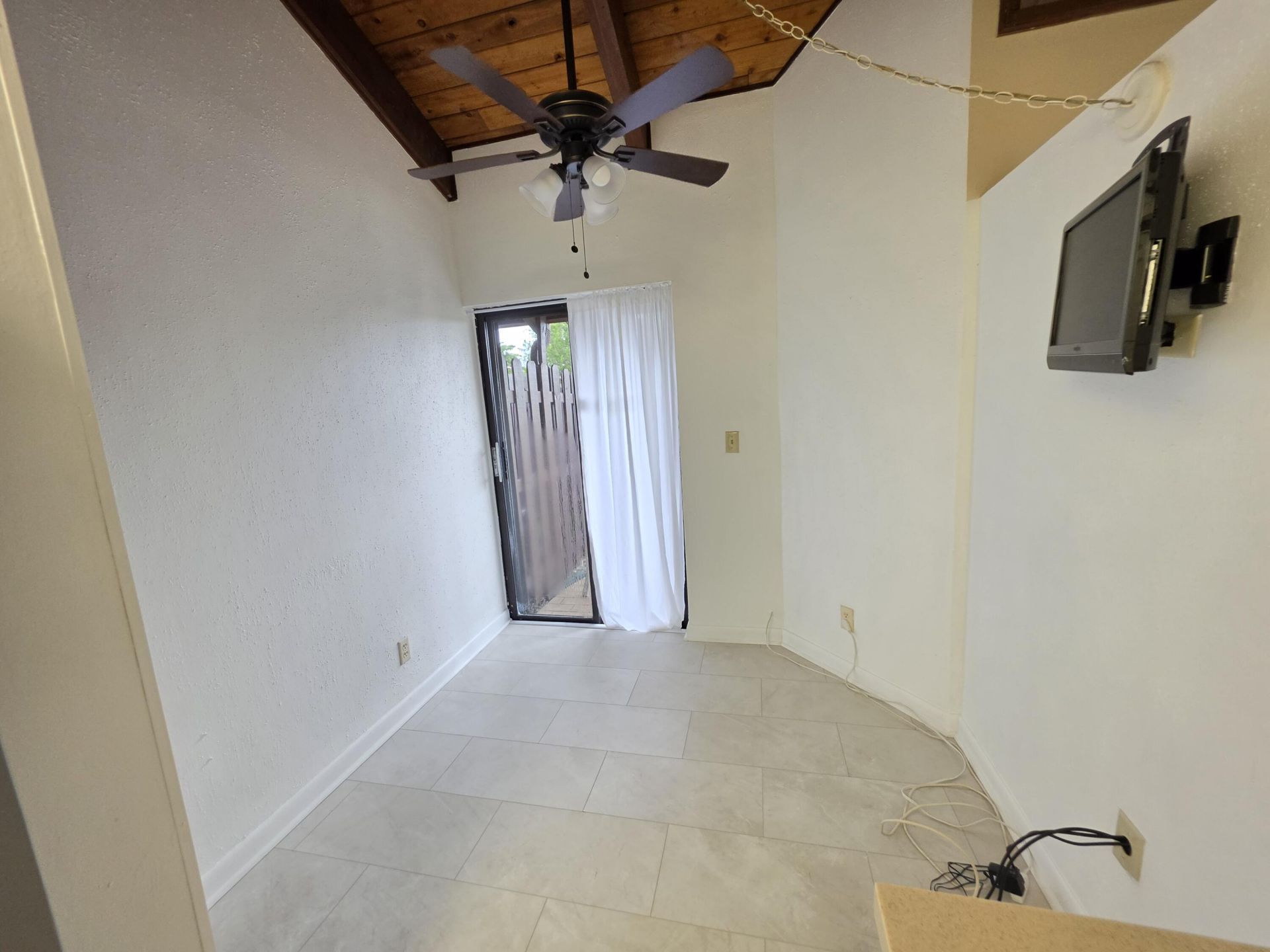 504 Briarwood Circle, Unit 1-54, Hollywood, FL 33024 Photo