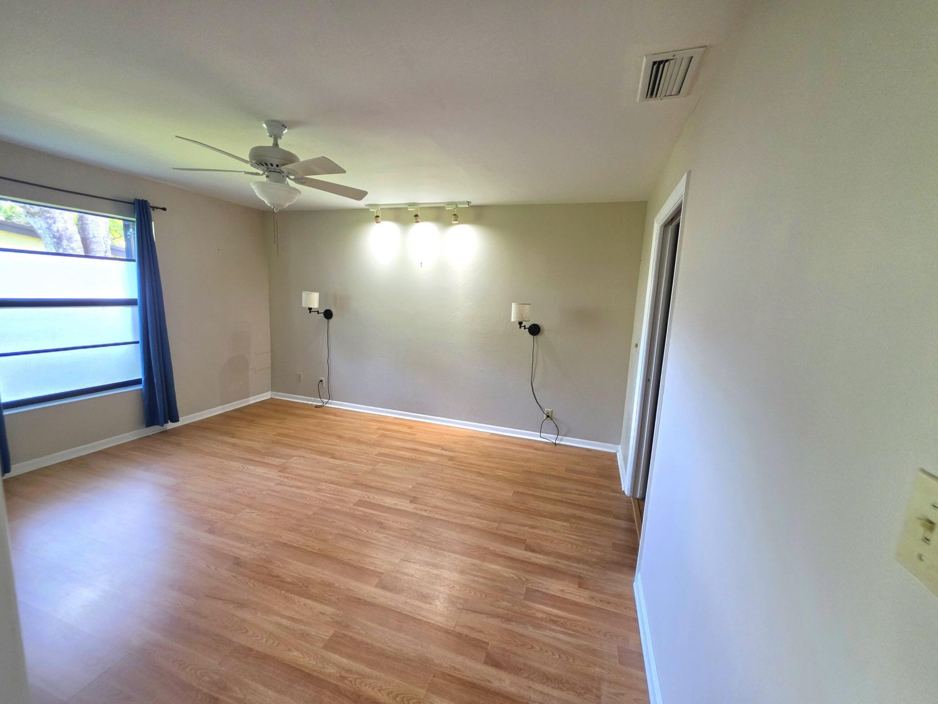 504 Briarwood Circle, Unit 1-54, Hollywood, FL 33024 Photo