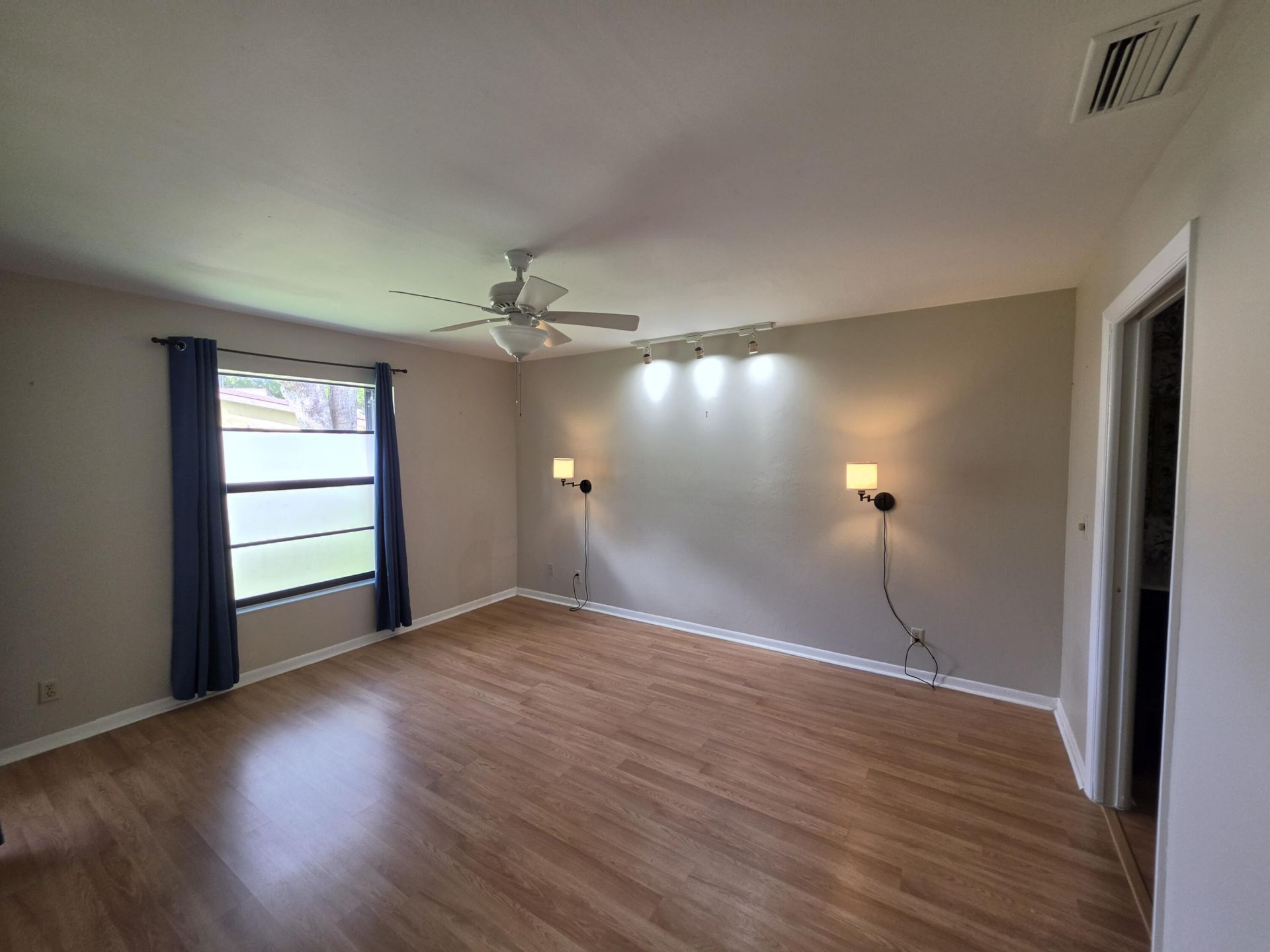 504 Briarwood Circle, Unit 1-54, Hollywood, FL 33024 Photo