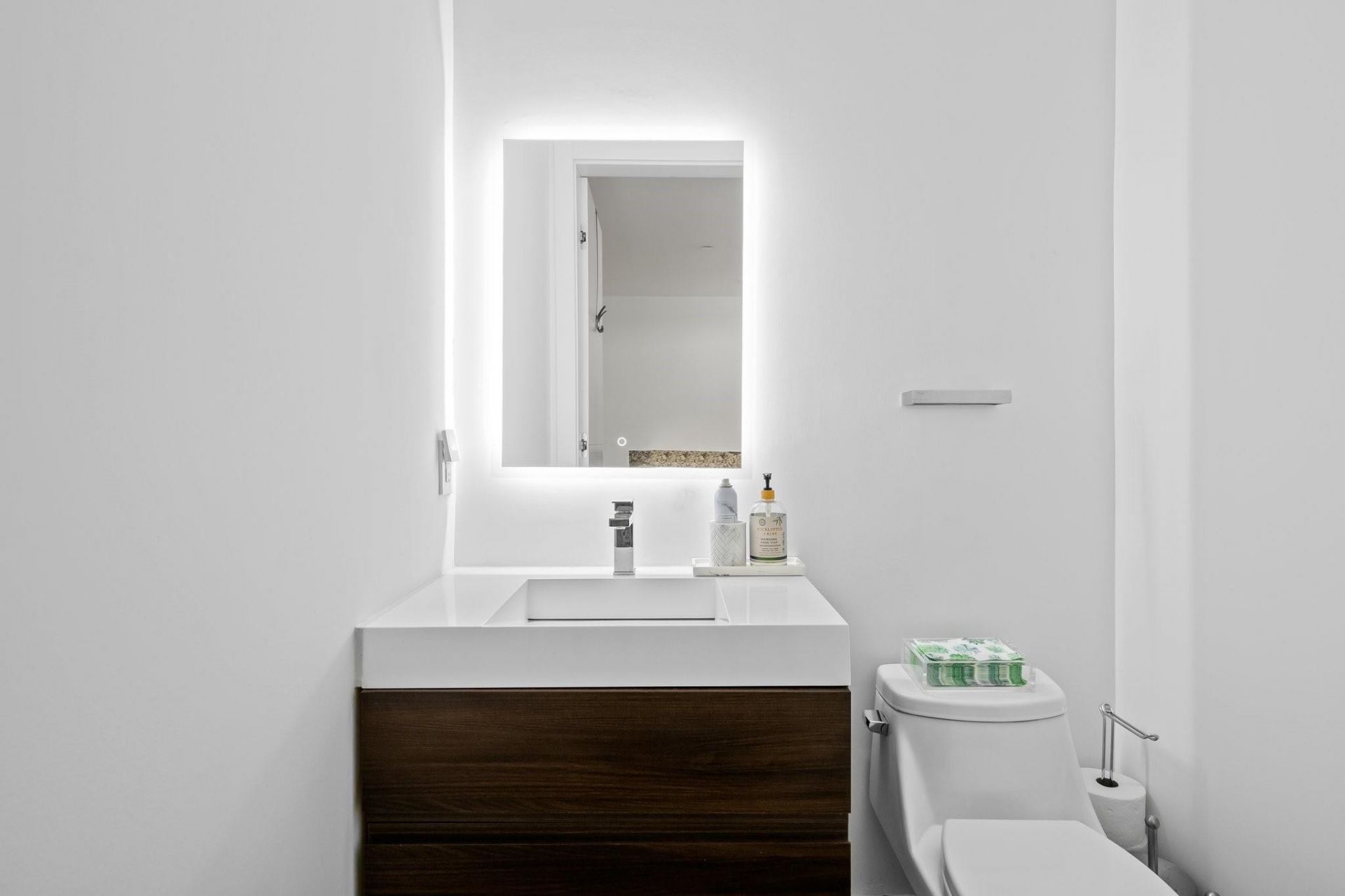 900 NE 4th Street, Unit B4, Fort Lauderdale, FL 33301 Photo