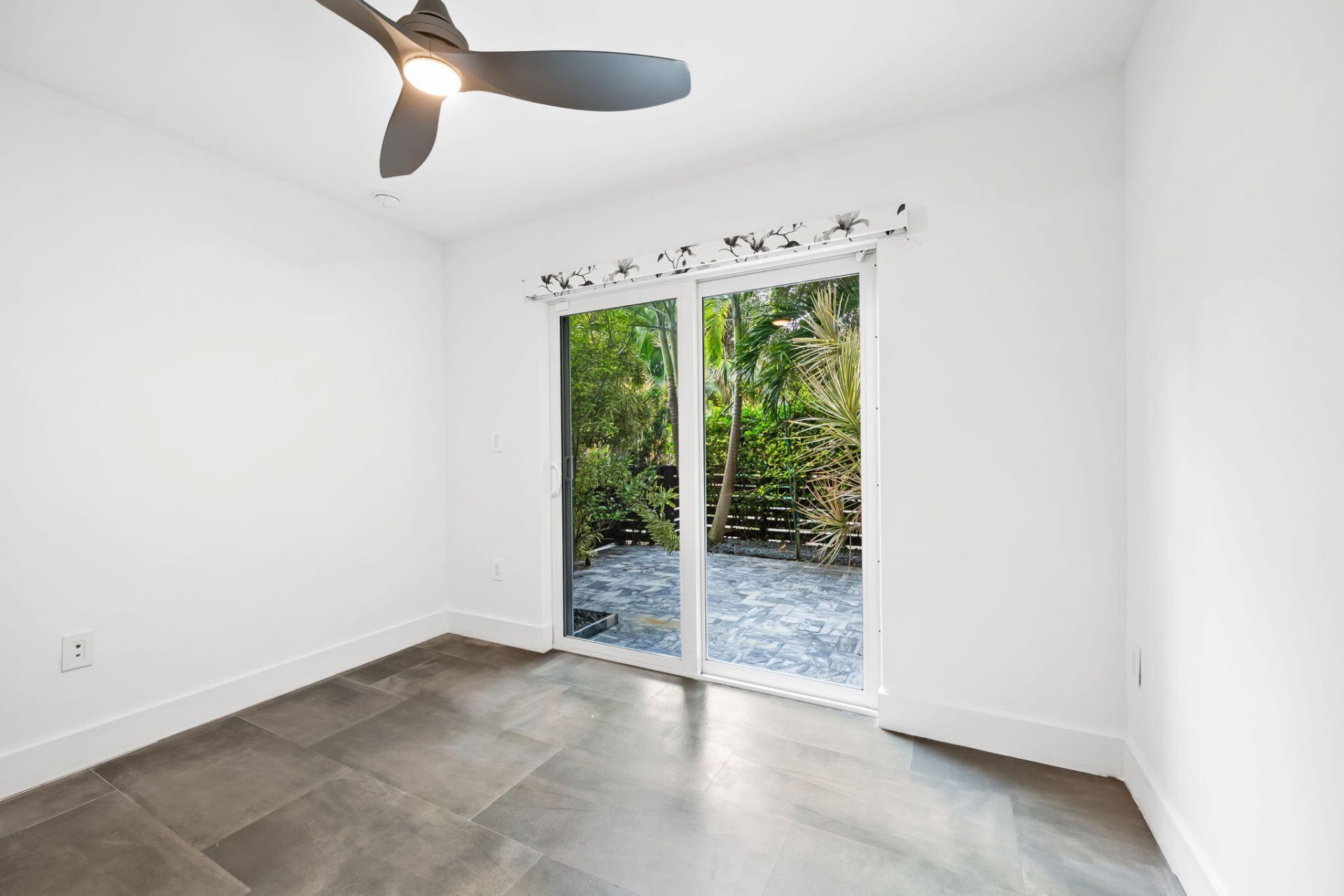 900 NE 4th Street, Unit B4, Fort Lauderdale, FL 33301 Photo