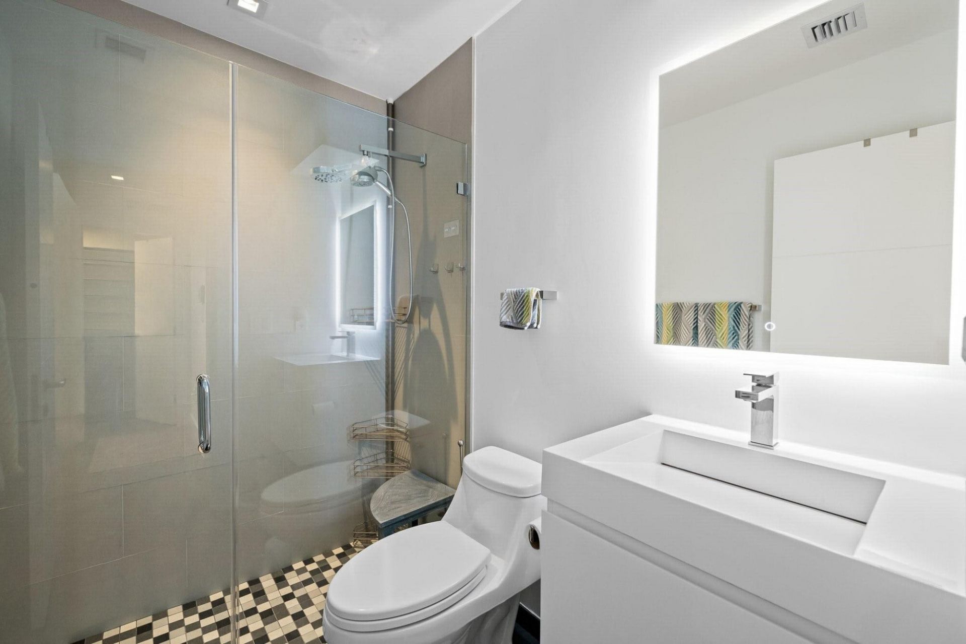 900 NE 4th Street, Unit B4, Fort Lauderdale, FL 33301 Photo