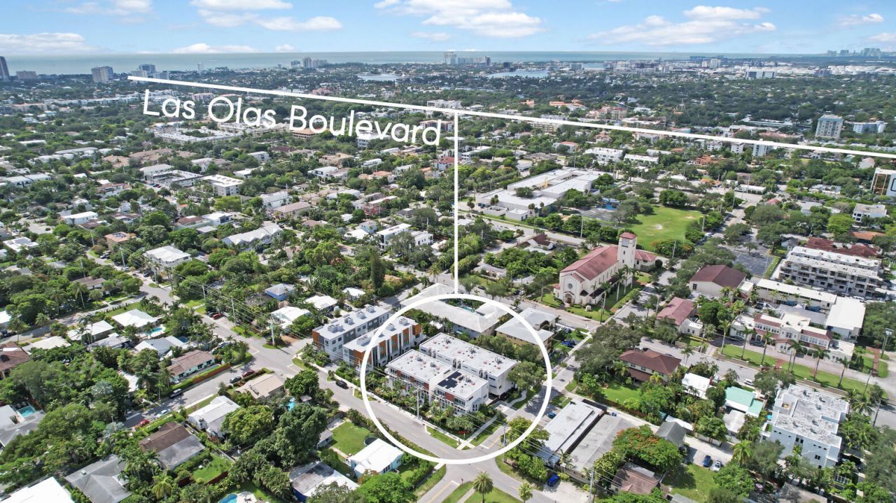 900 NE 4th Street, Unit B4, Fort Lauderdale, FL 33301 Photo