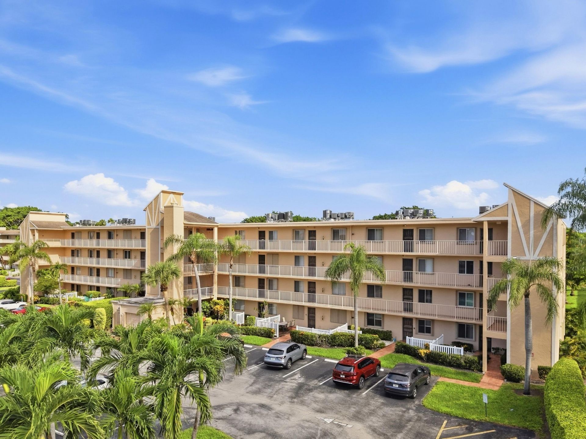7145 Huntington Lane, Unit 205, Delray Beach, FL 33446 Photo