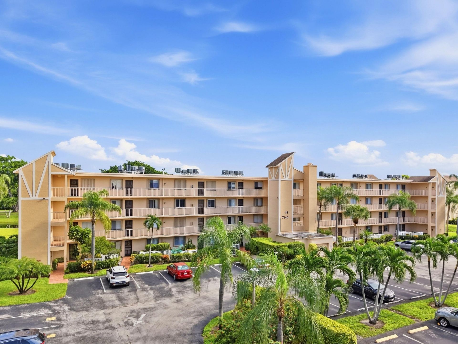 7145 Huntington Lane, Unit 205, Delray Beach, FL 33446 Photo