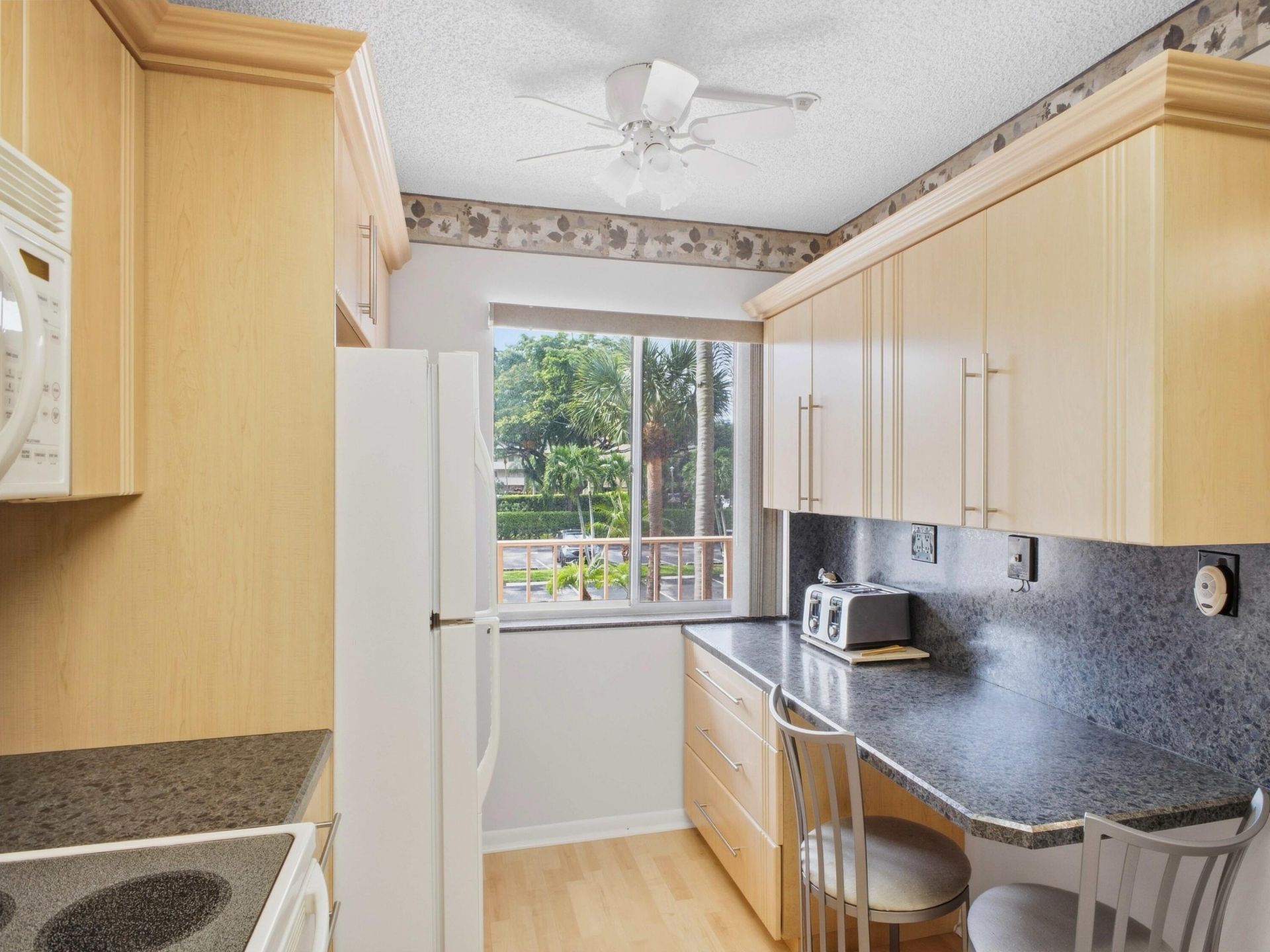 7145 Huntington Lane, Unit 205, Delray Beach, FL 33446 Photo