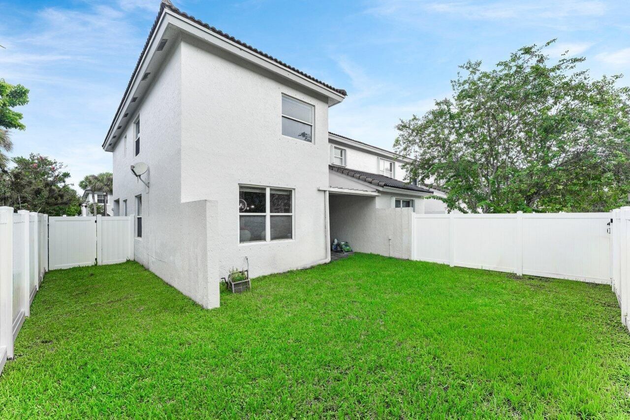 16856 SW 1st Place, Pembroke Pines, FL 33027 Photo