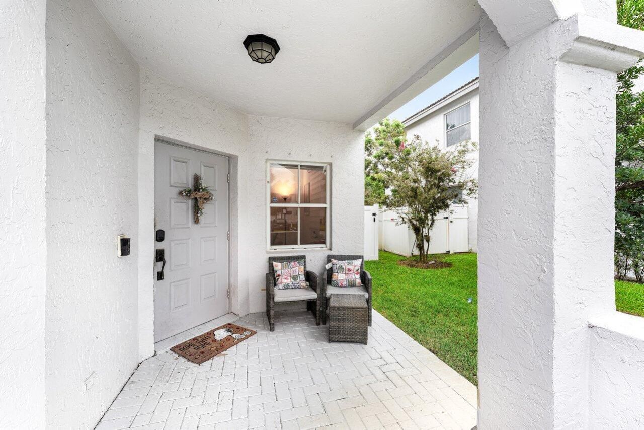 16856 SW 1st Place, Pembroke Pines, FL 33027 Photo