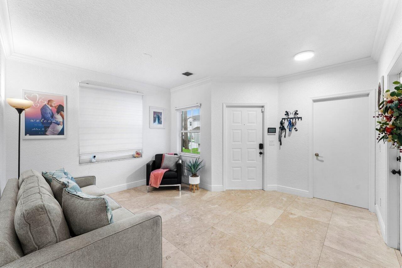 16856 SW 1st Place, Pembroke Pines, FL 33027 Photo