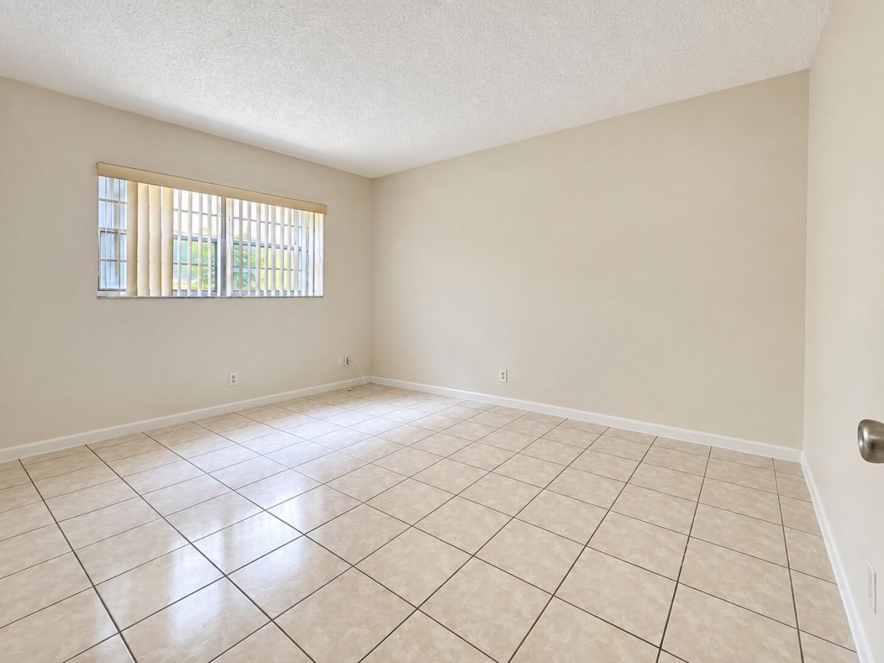 111 Cleveland Street, Lake Worth Beach, FL 33461 Photo
