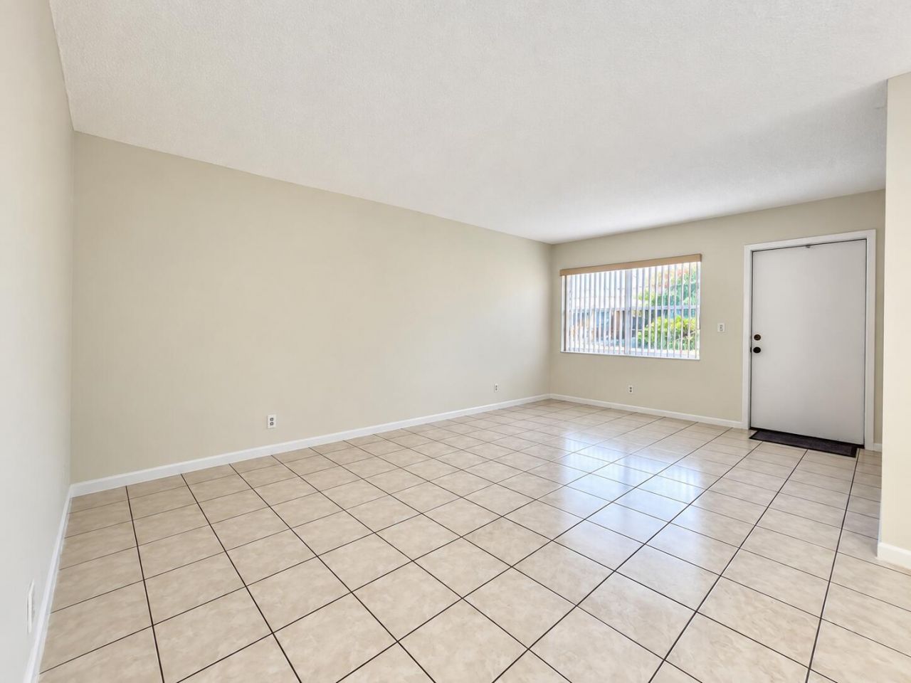 111 Cleveland Street, Lake Worth Beach, FL 33461 Photo