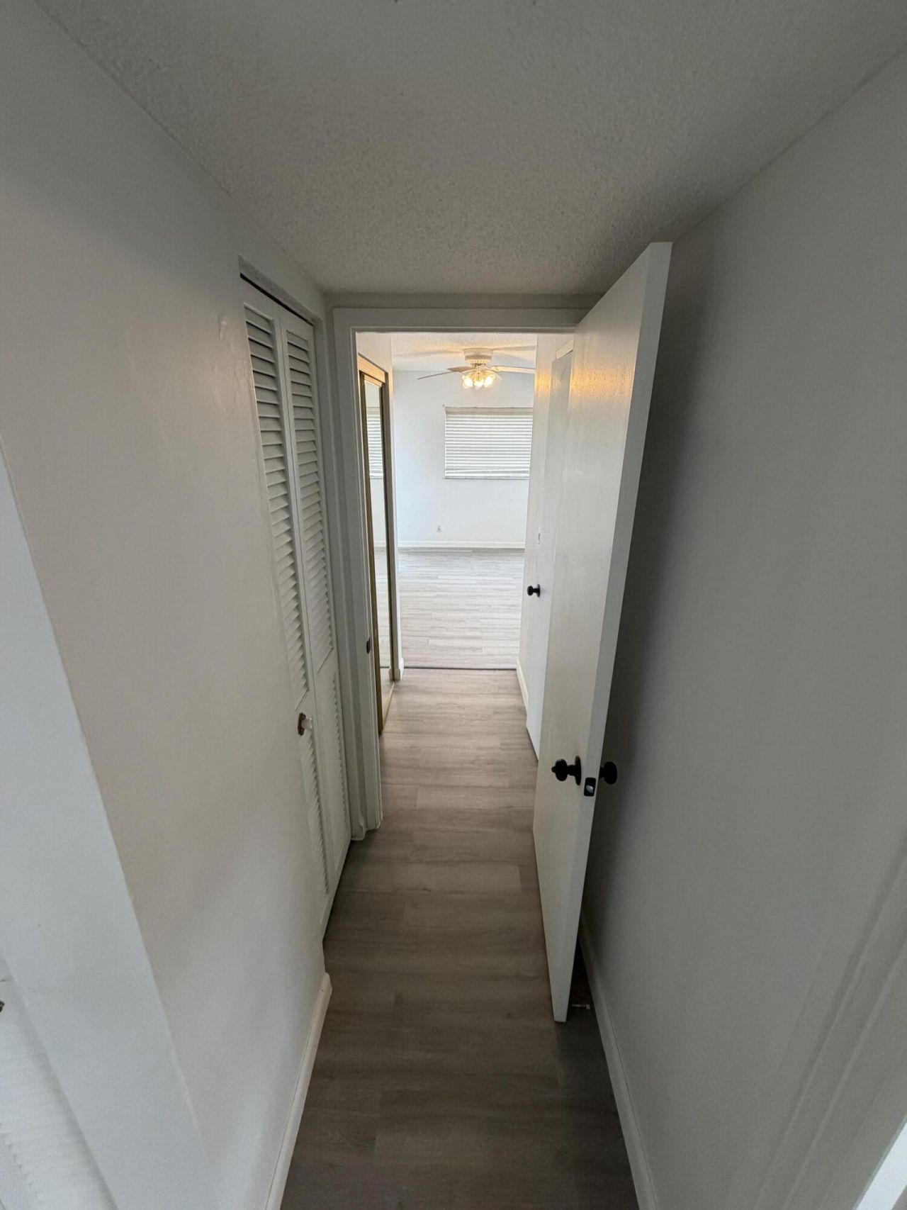 1445 Atlantic Shores Boulevard, Unit 410, Hallandale Beach, FL 33009 Photo