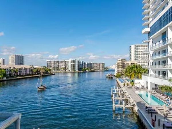 4010 S Ocean Drive, Unit R2404, Hollywood, FL 33019