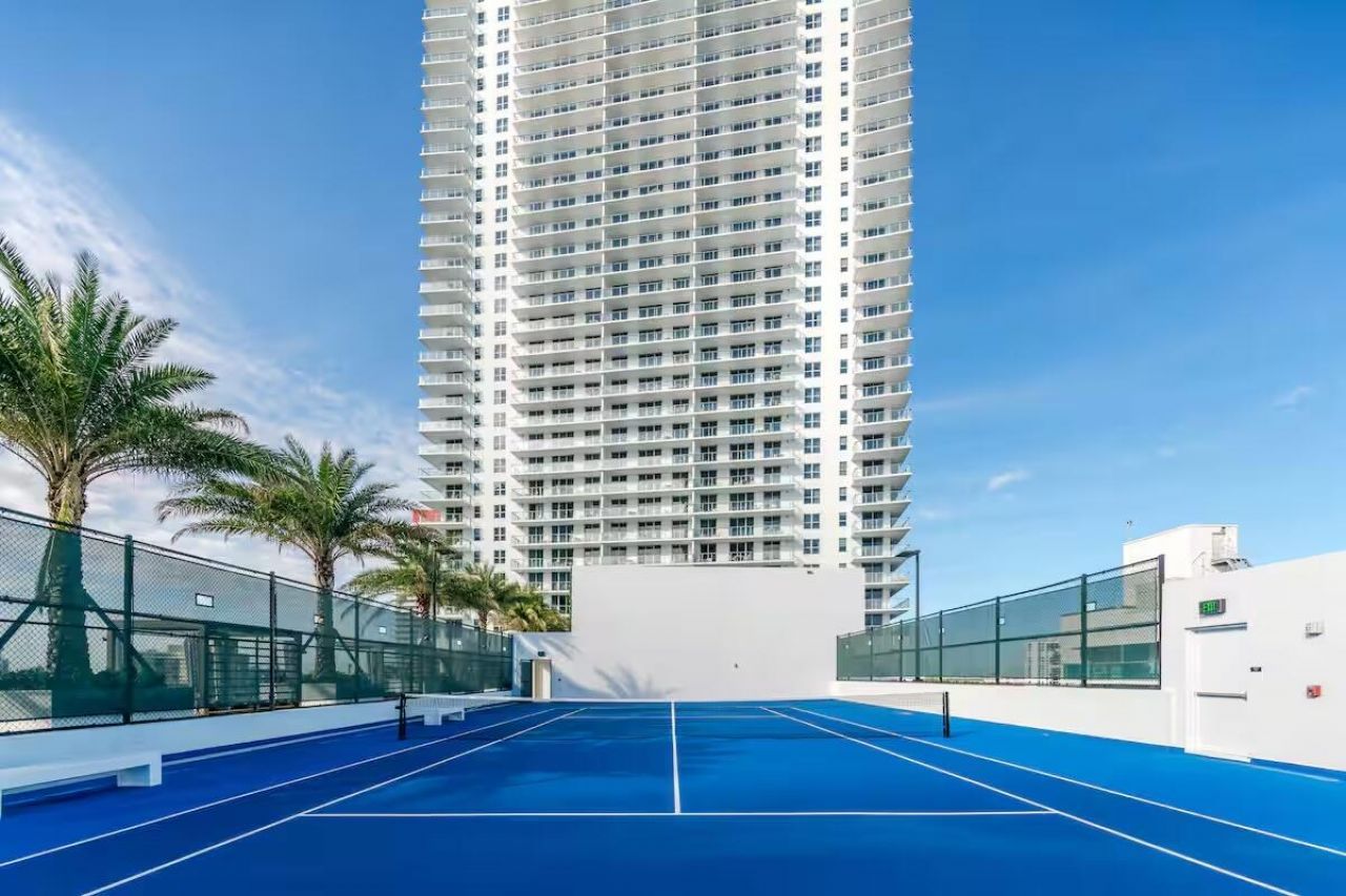 4010 S Ocean Drive, Unit R2404, Hollywood, FL 33019 Photo