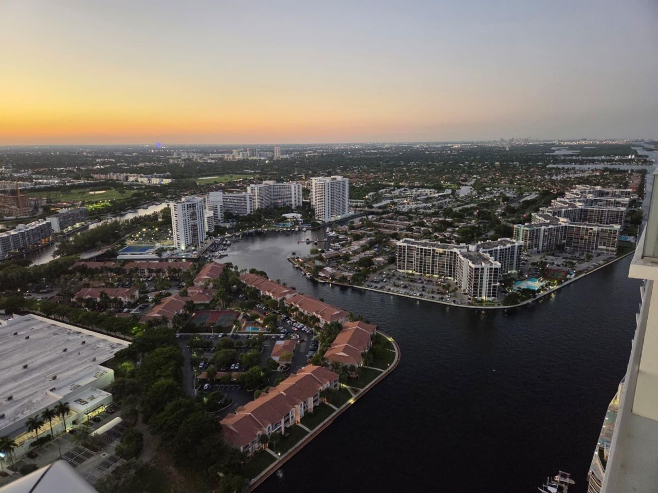4010 S Ocean Drive, Unit R2404, Hollywood, FL 33019 Photo