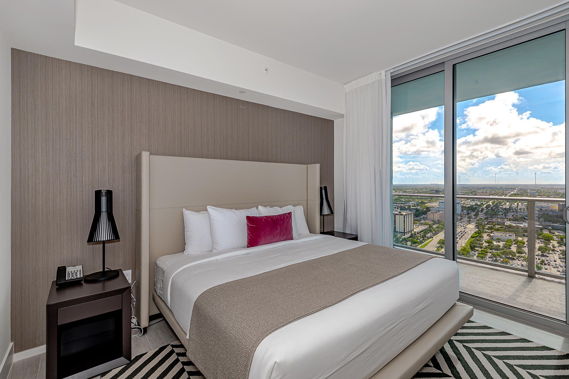 4010 S Ocean Drive, Unit R2404, Hollywood, FL 33019 Photo