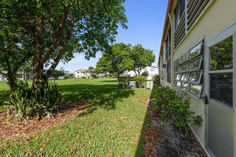 263 Camden K, West Palm Beach, FL 33417 Photo