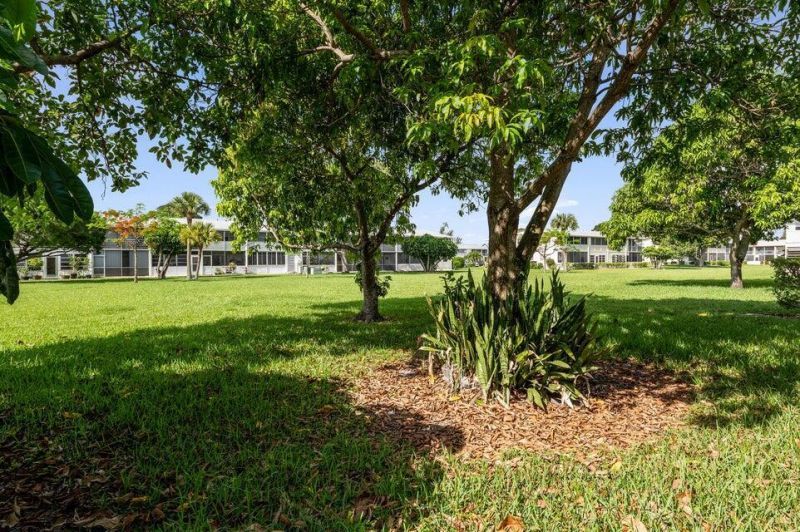 263 Camden K, West Palm Beach, FL 33417 Photo