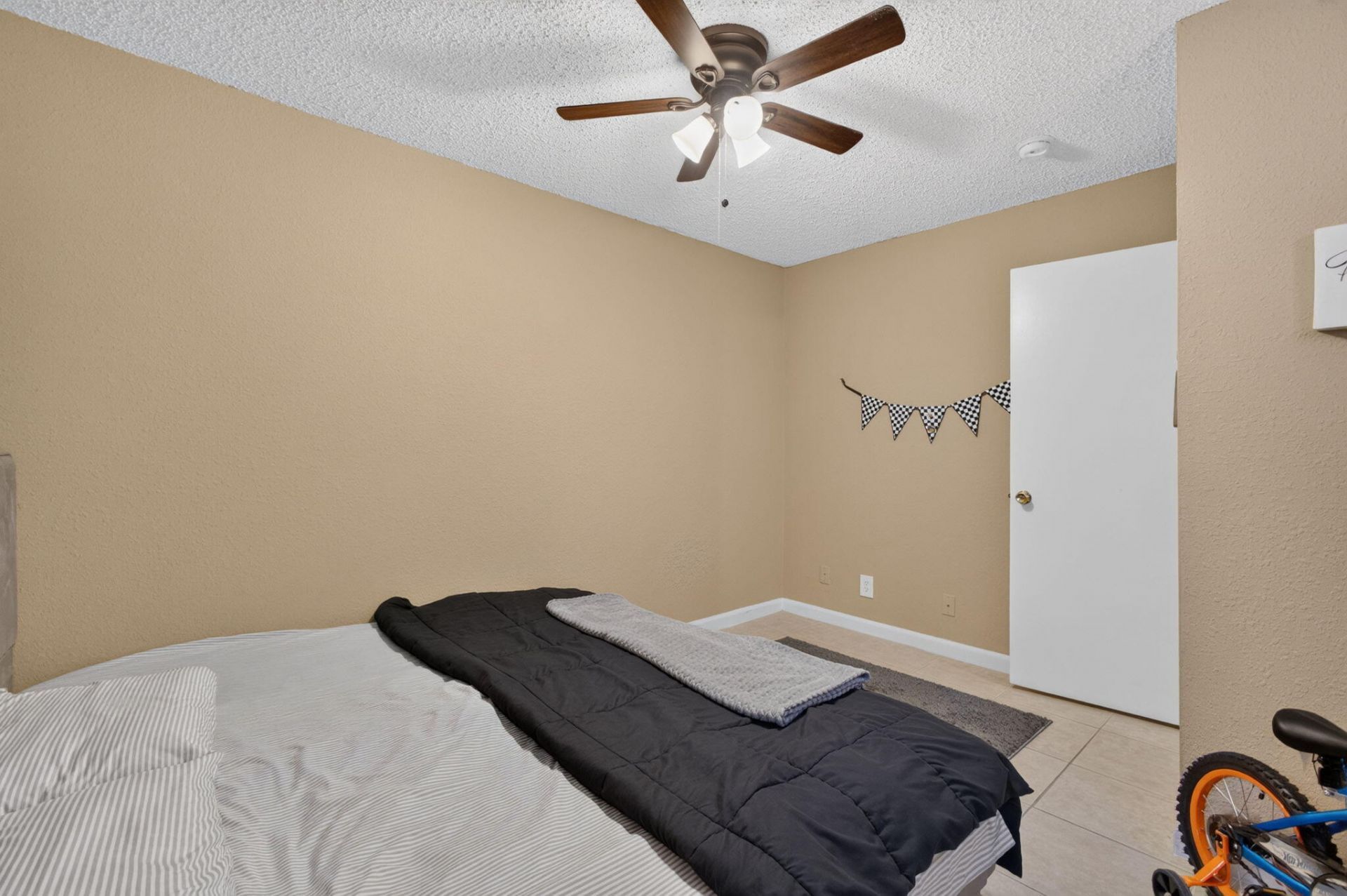 120 Sparrow Drive, Unit 304, Royal Palm Beach, FL 33411 Photo
