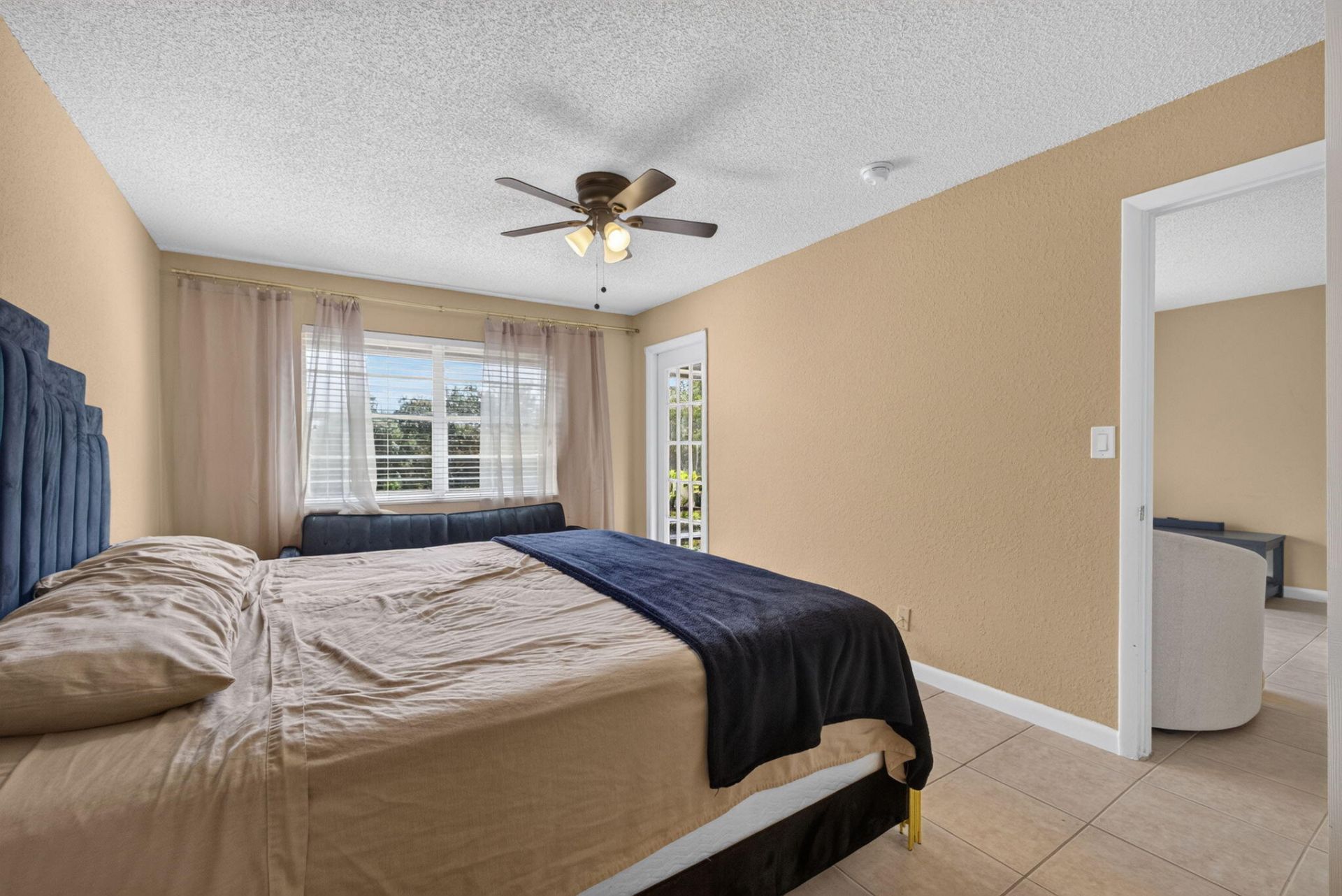 120 Sparrow Drive, Unit 304, Royal Palm Beach, FL 33411 Photo