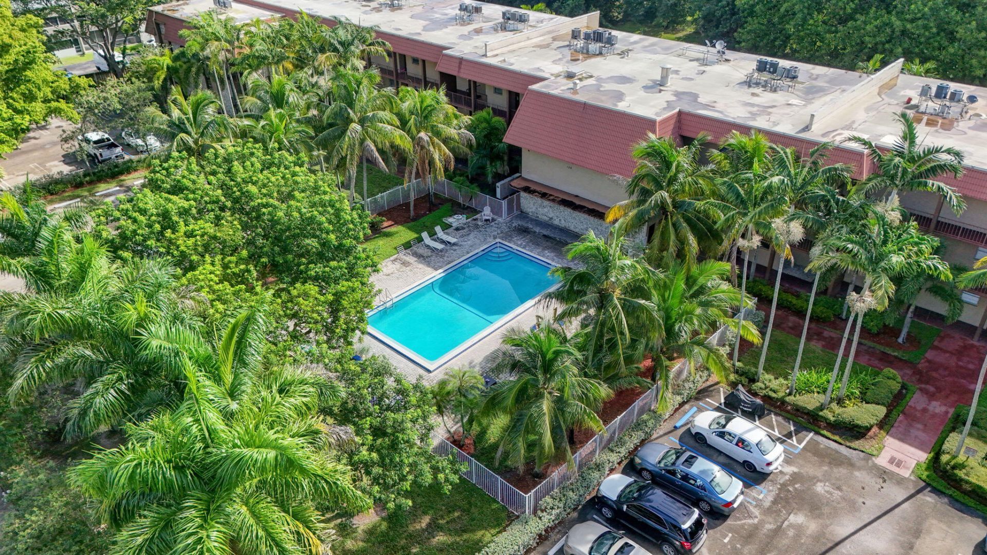 120 Sparrow Drive, Unit 304, Royal Palm Beach, FL 33411 Photo