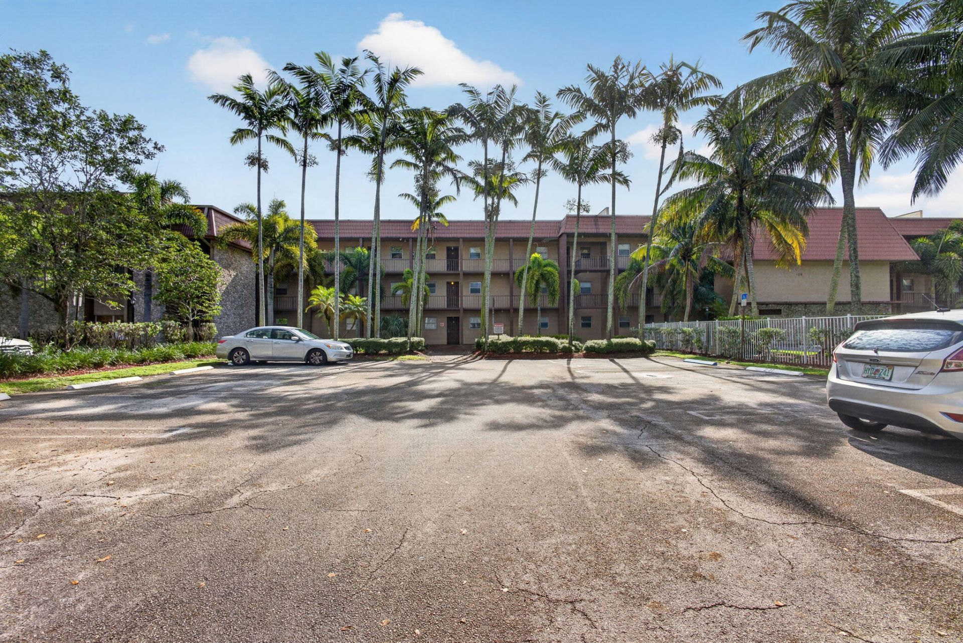 120 Sparrow Drive, Unit 304, Royal Palm Beach, FL 33411 Photo