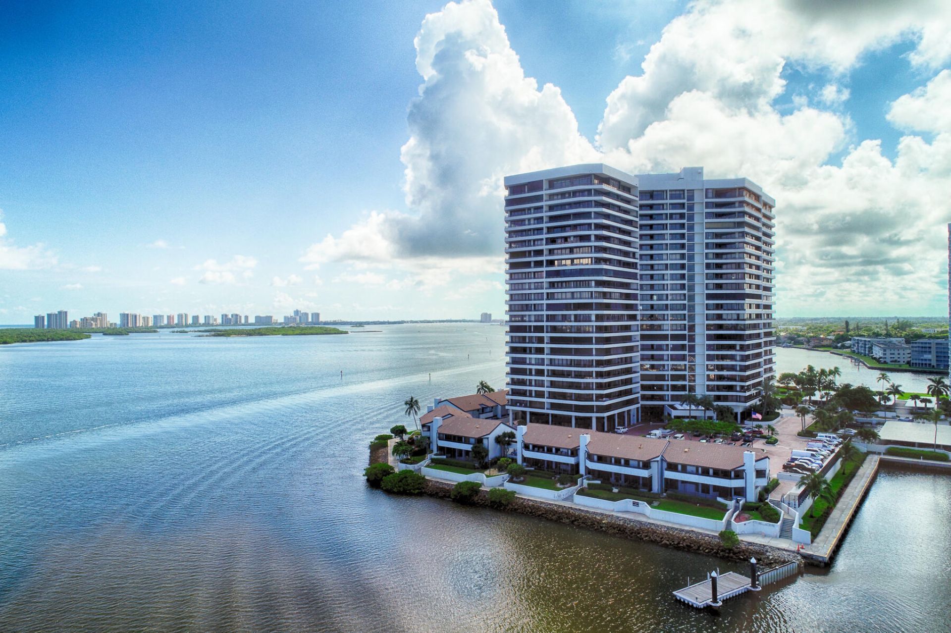 100 Lakeshore Drive, Unit 754, North Palm Beach, FL 33408 Photo