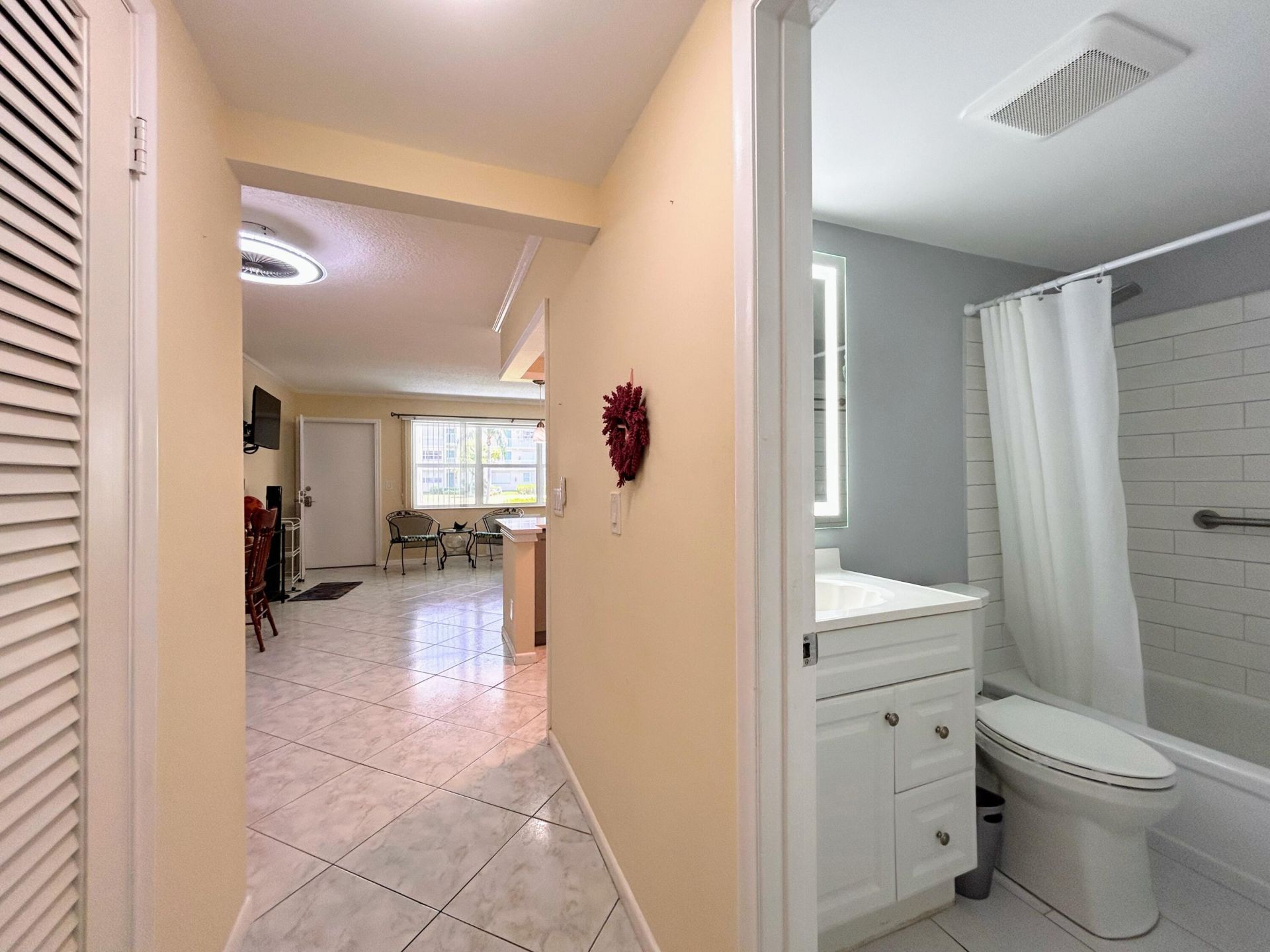 350 Horizons E, Unit 106, Boynton Beach, FL 33435 Photo