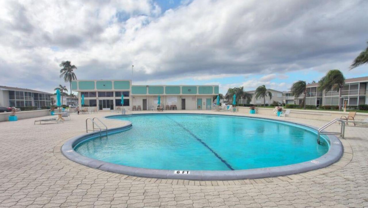 350 Horizons E, Unit 106, Boynton Beach, FL 33435 Photo