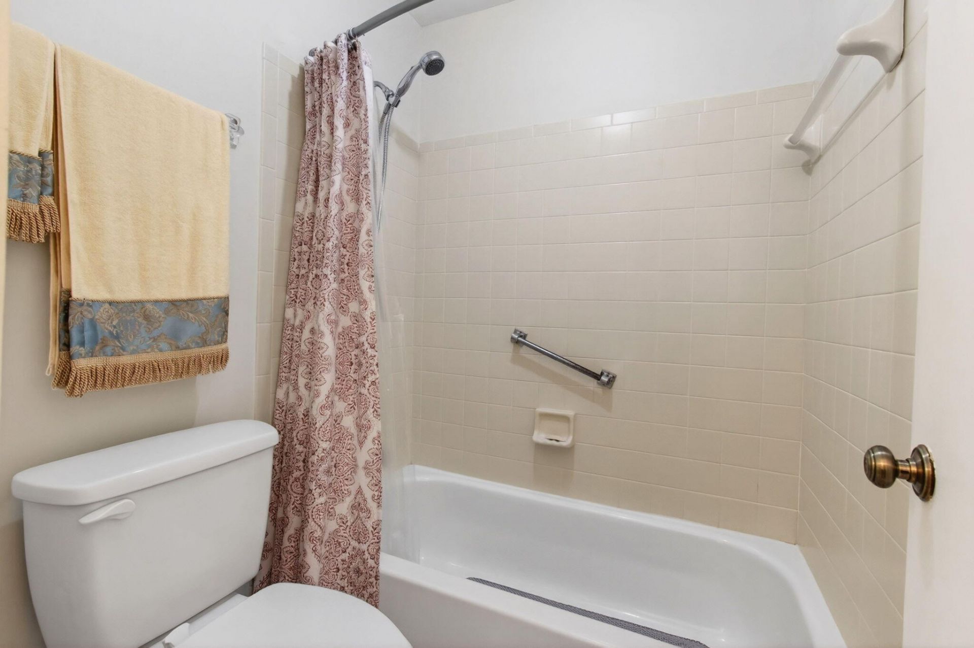 136 Lake Rebecca Drive, West Palm Beach, FL 33411 Photo