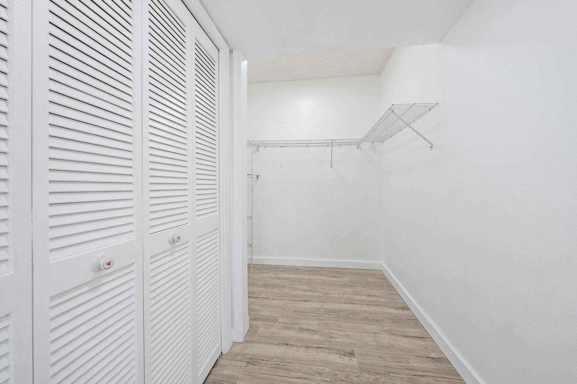 1633 Woods Bend Road, West Palm Beach, FL 33406 Photo