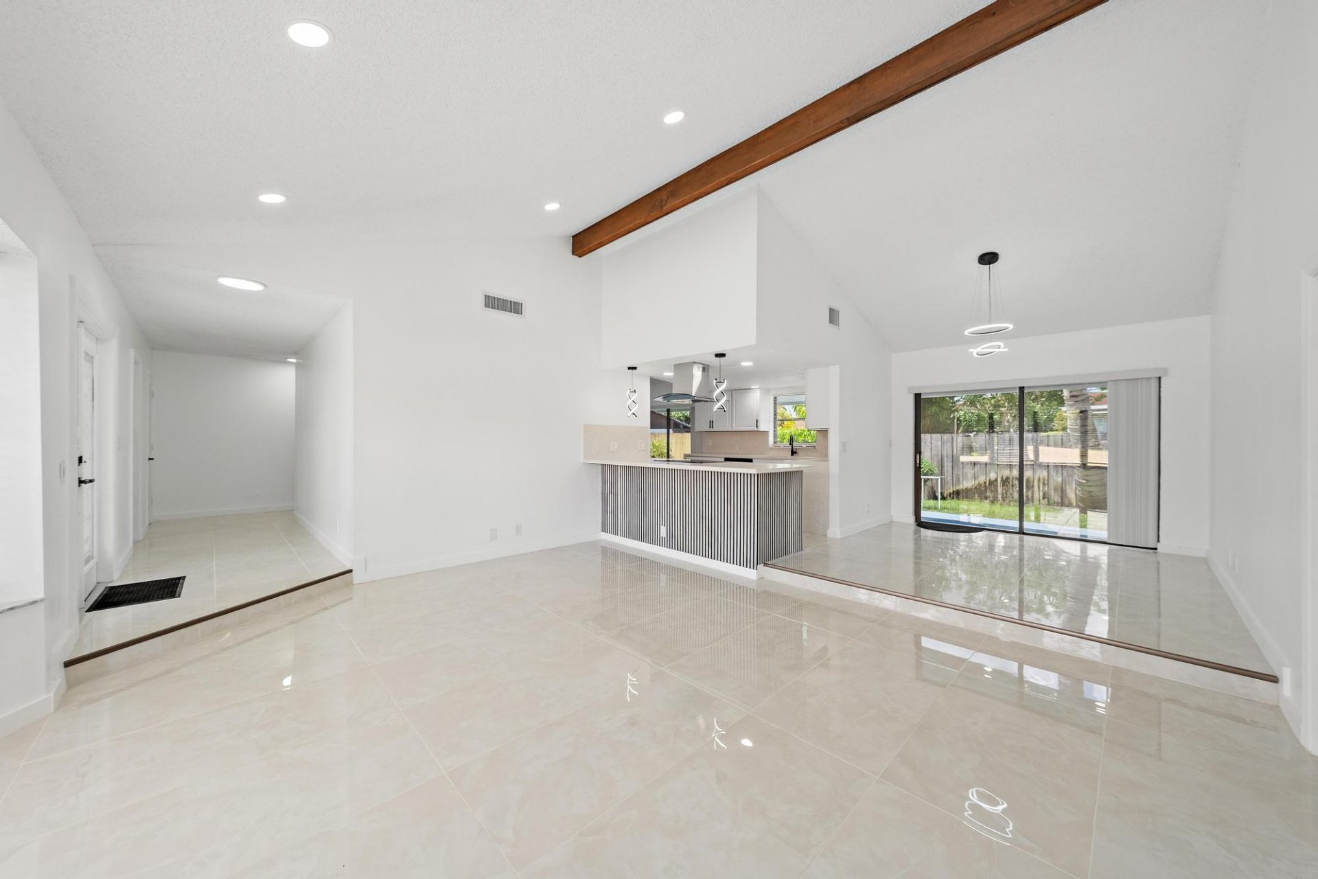 1633 Woods Bend Road, West Palm Beach, FL 33406 Photo