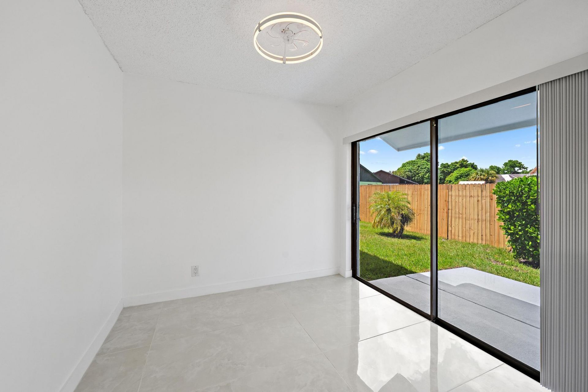 1633 Woods Bend Road, West Palm Beach, FL 33406 Photo