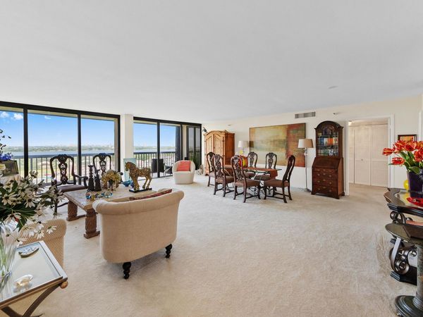 2480 PRESIDENTIAL Way, Unit 1603, West Palm Beach, FL 33401