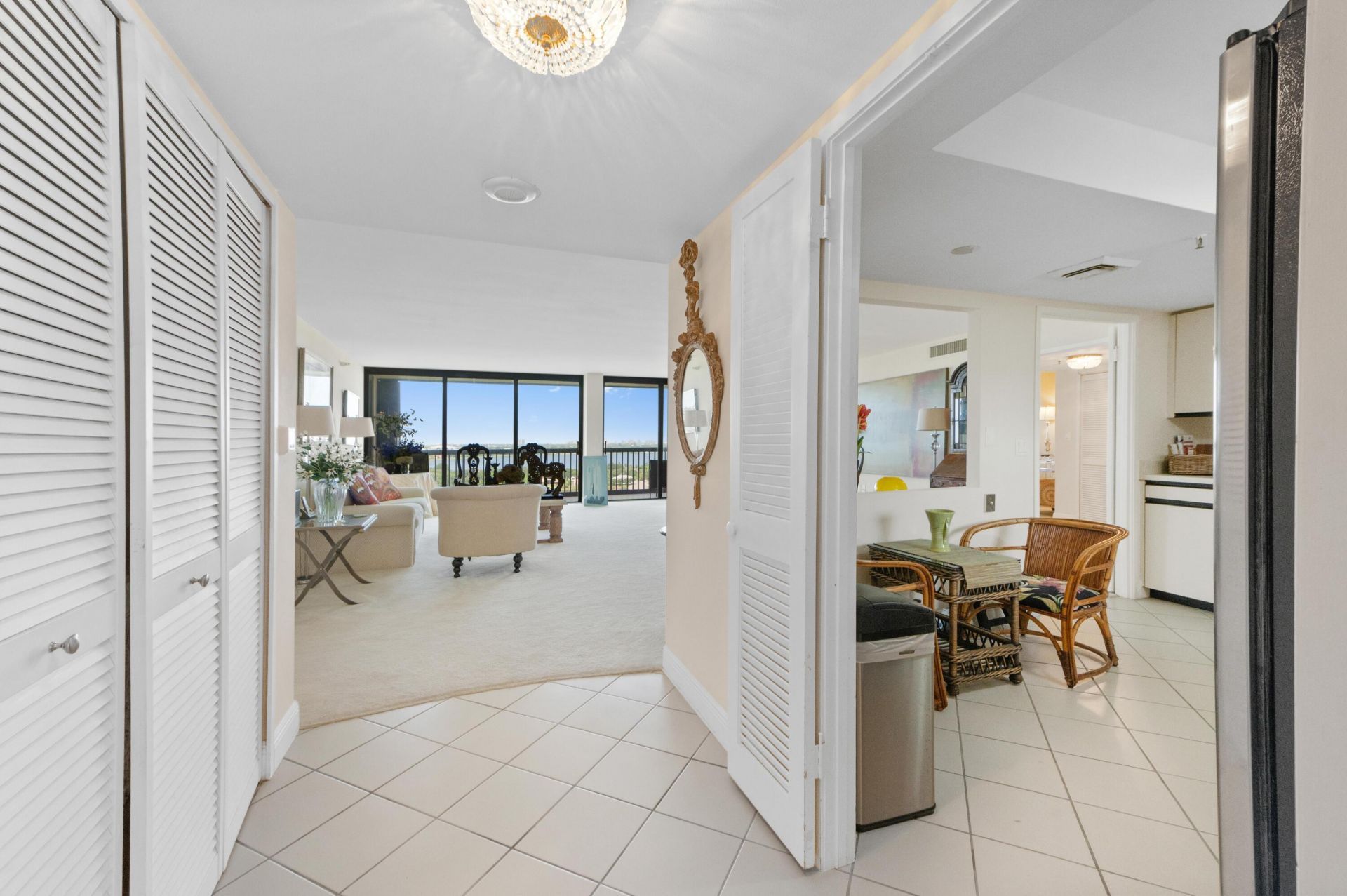 2480 Presidential Way, Unit 1603, West Palm Beach, FL 33401 Photo